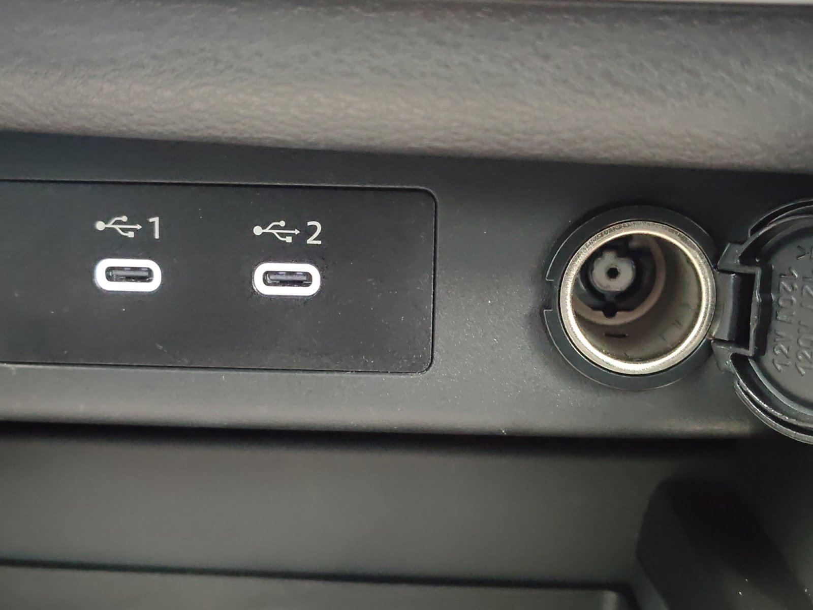 Certified 2026 Nissan Rogue SV FWD image 21