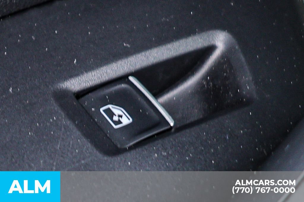 Used 2025 Volkswagen Jetta Sport FWD image 47