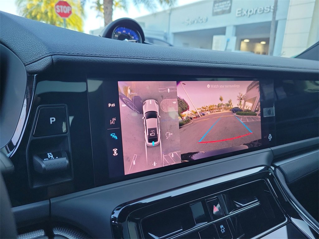 Used 2026 Porsche Panamera 4 image 28