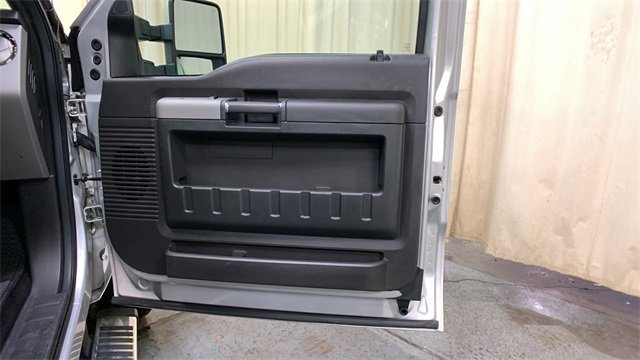 Used 2016 Ford F250 Lariat w/ Chrome Package image 11