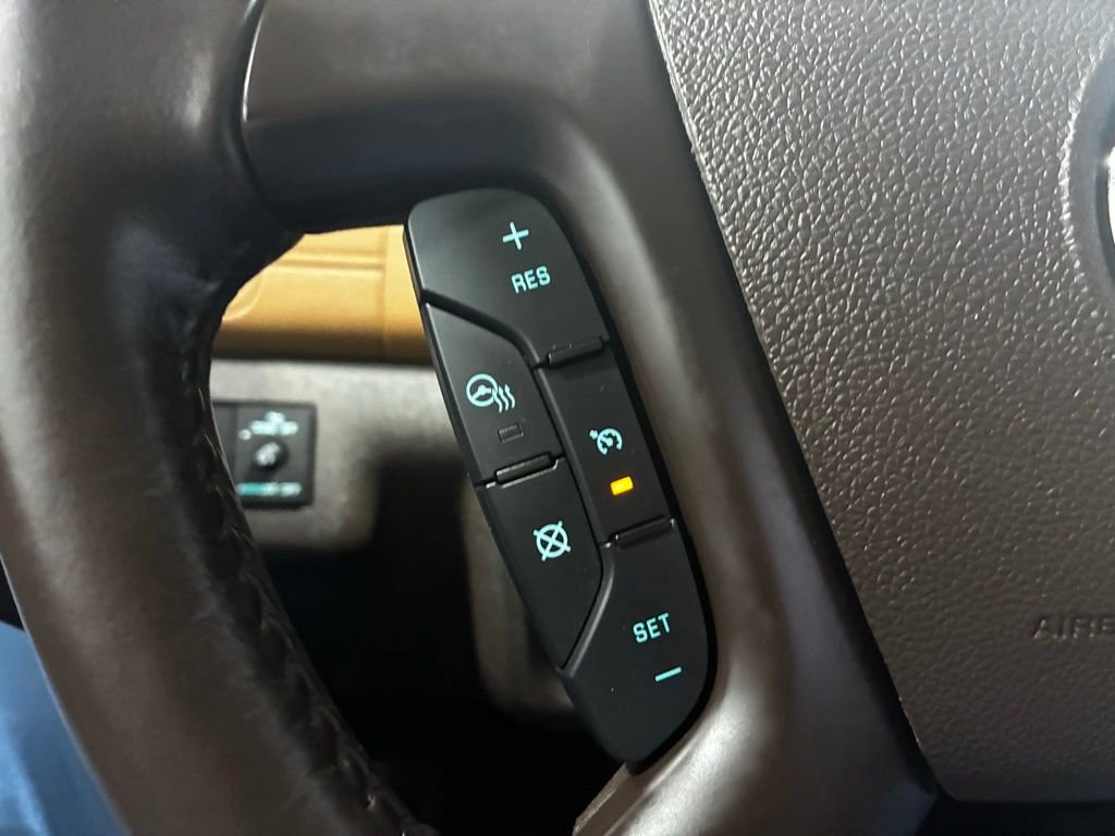Used 2017 Buick Enclave Premium w/ Enclave Tuscan Edition FWD image 25