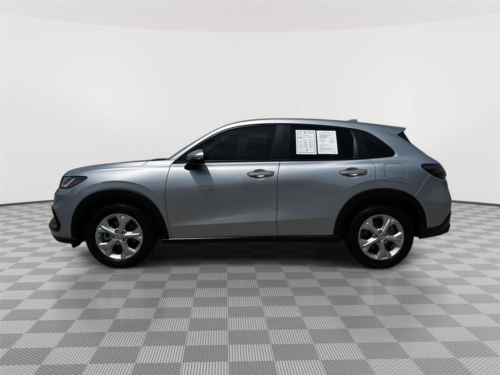 Certified 2024 Honda HR-V LX image 3