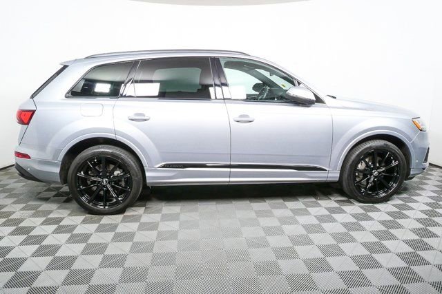 Used 2020 Audi Q7 3.0T Premium Plus w/ Premium Plus Package image 2