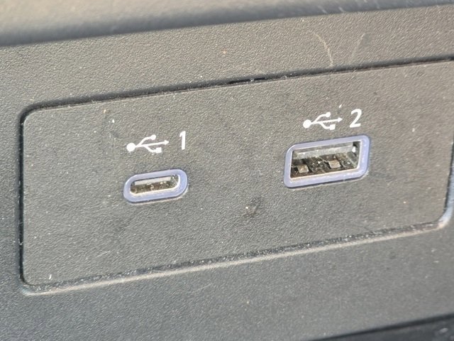 Used 2021 Nissan Titan Platinum Reserve w/ Moonroof Package image 14