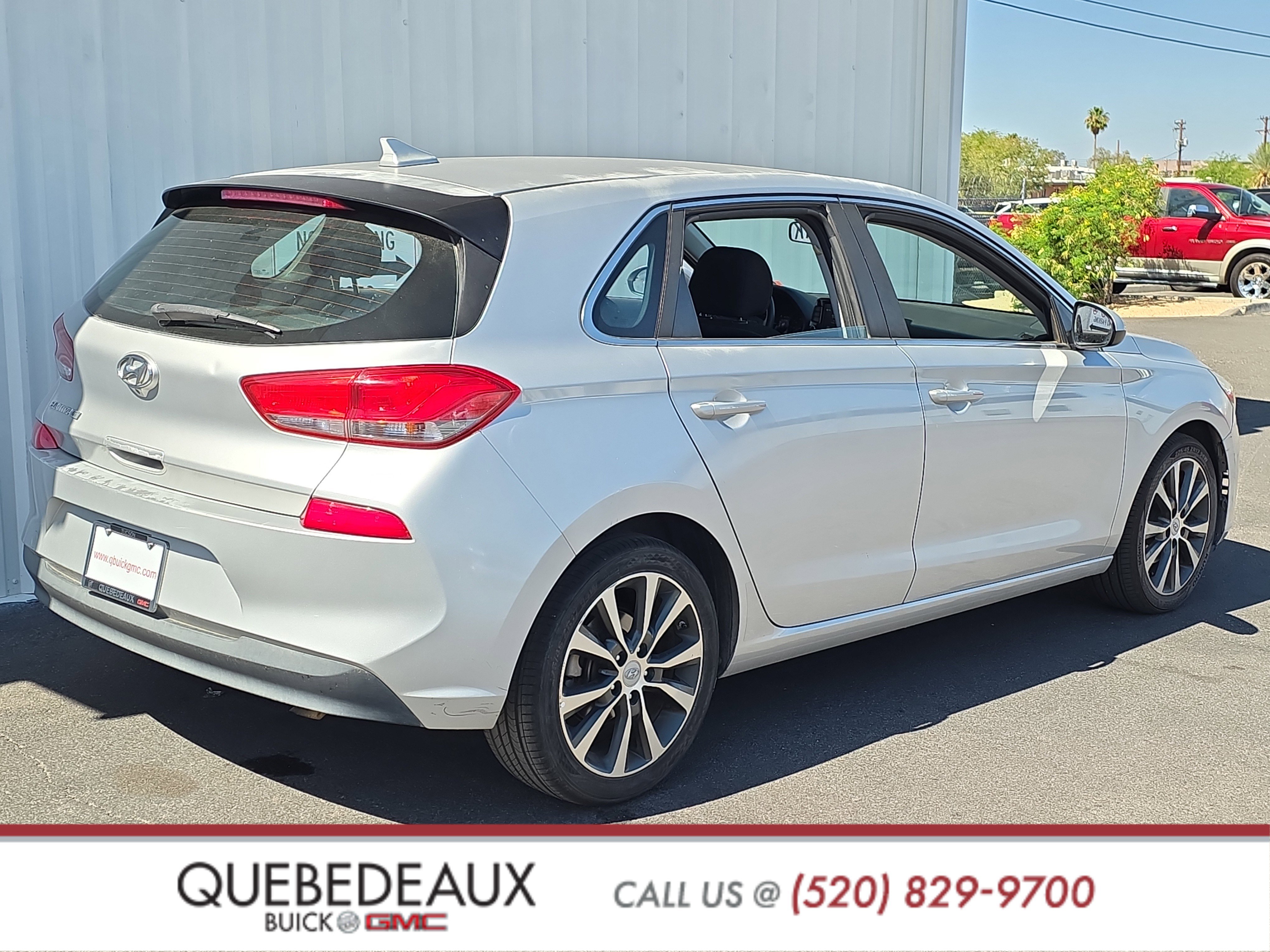 Used 2018 Hyundai Elantra GT FWD image 7