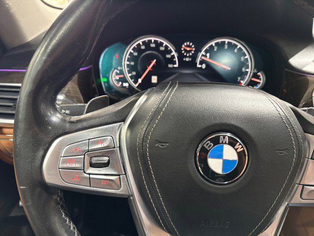 Used 2016 BMW 750i xDrive AWD/4WD image 73