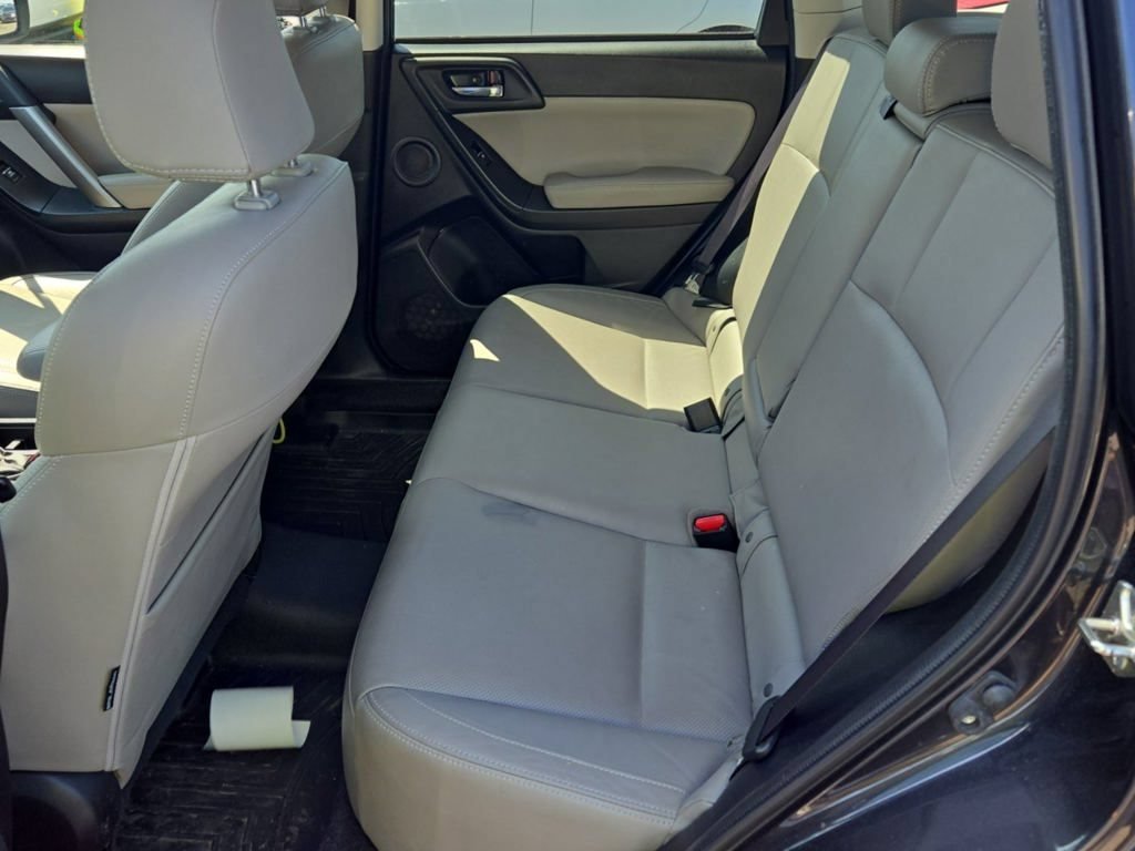 Used 2018 Subaru Forester 2.5i Limited AWD/4WD image 9