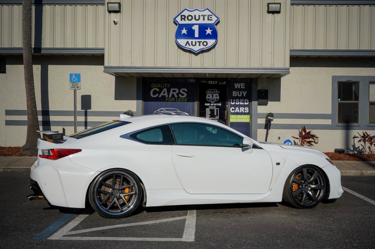 Used 2015 Lexus RC F w/ Premium Package RWD image 4