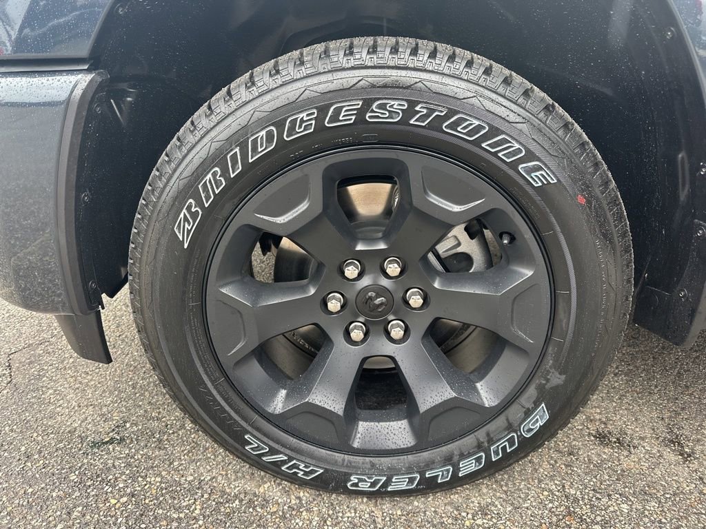 Used 2026 RAM 1500 Express AWD/4WD image 33
