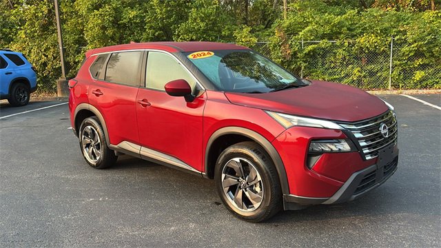 Used 2024 Nissan Rogue SV image 25