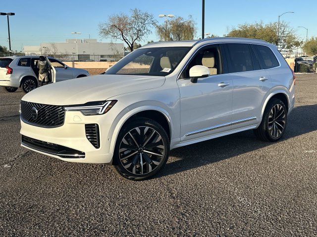 New 2026 Volvo XC90 B6 Plus w/ Protection Package Premier AWD/4WD image 2
