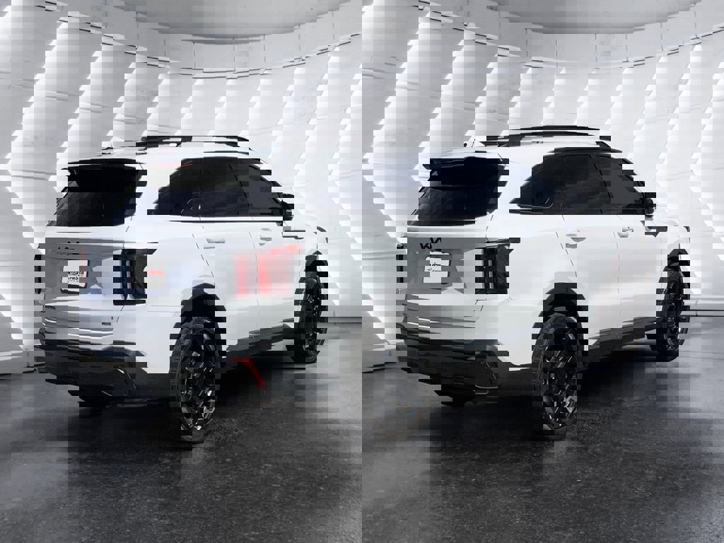 Used 2025 Kia Sorento X-Line EX image 4