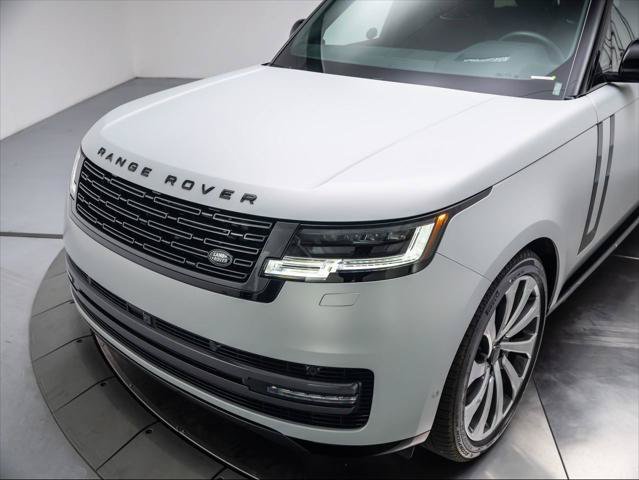New 2026 Land Rover Range Rover Long Wheelbase Autobiography AWD/4WD image 9