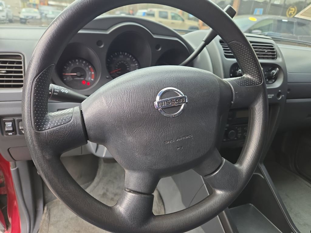 Used 2002 Nissan Frontier XE image 15