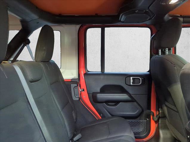 Used 2018 Jeep Wrangler Unlimited Sahara image 19