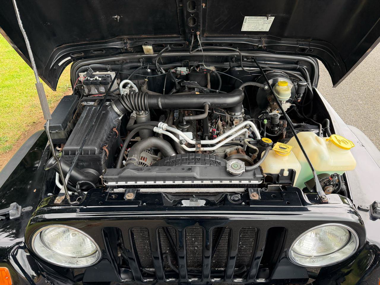 Used 2004 Jeep Wrangler X w/ Wheel Plus Group AWD/4WD image 28