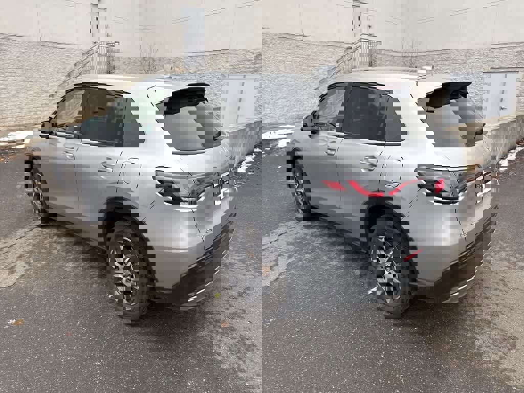 Used 2024 Honda HR-V EX-L image 23