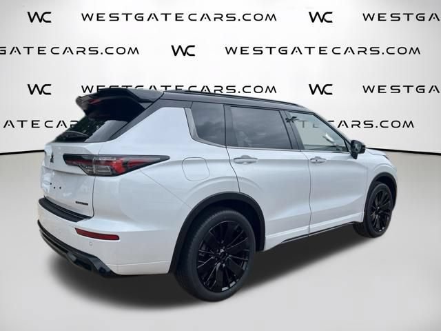 New 2026 Mitsubishi Outlander SEL Black Edition FWD image 7