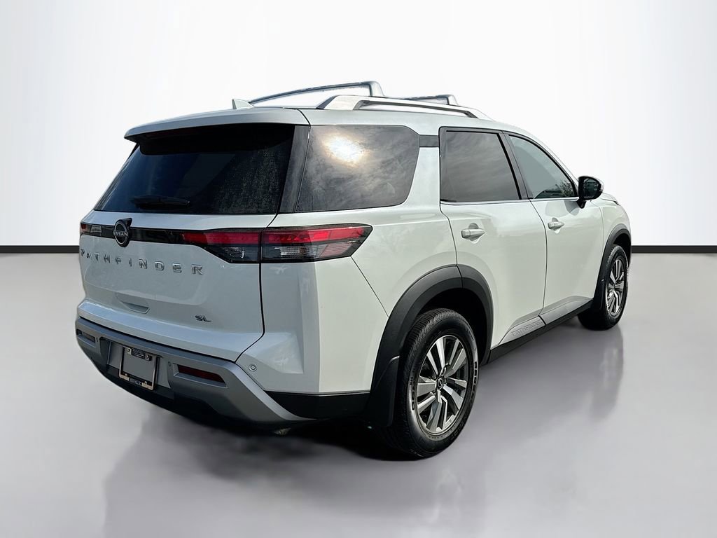 Used 2024 Nissan Pathfinder SL image 7