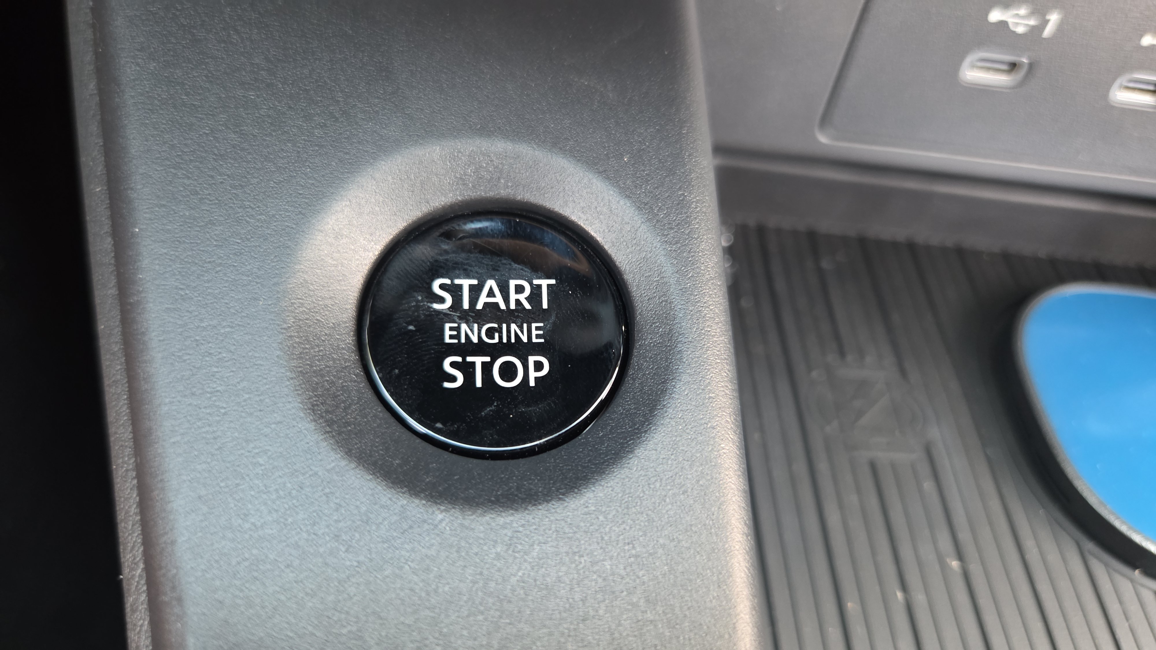 New 2027 Nissan Sentra SR w/ SR All Weather Package FWD image 32