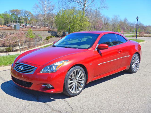Used 2014 INFINITI Q60 Convertible w/ Premium Package image 7