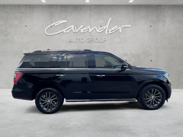 Used 2020 Ford Expedition Limited w/ Texas Edition Package RWD image 17