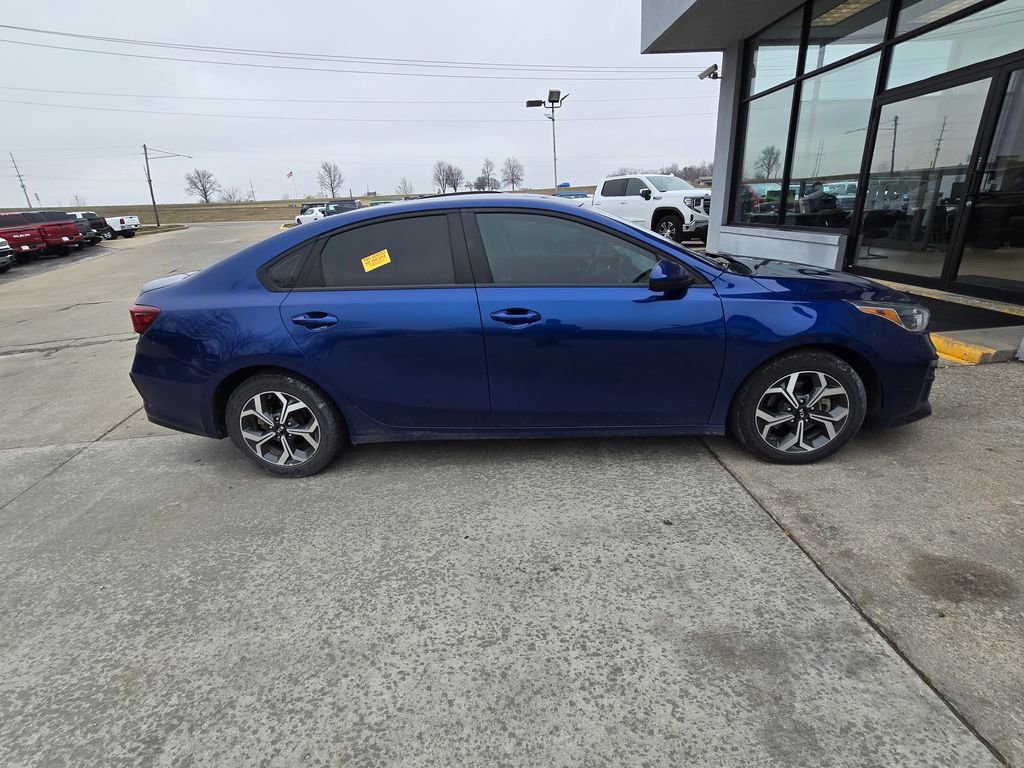 Used 2021 Kia Forte LXS image 9