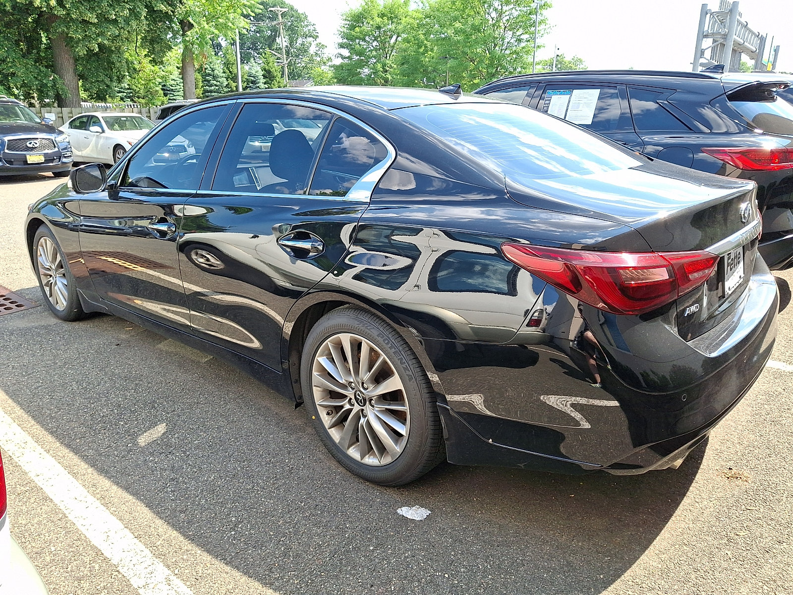 Certified 2022 INFINITI Q50 Luxe w/ Cargo Package AWD/4WD image 4