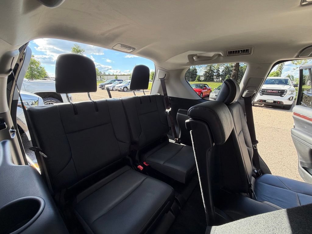 Used 2016 Lexus GX 460 w/ Premium Package AWD/4WD image 22