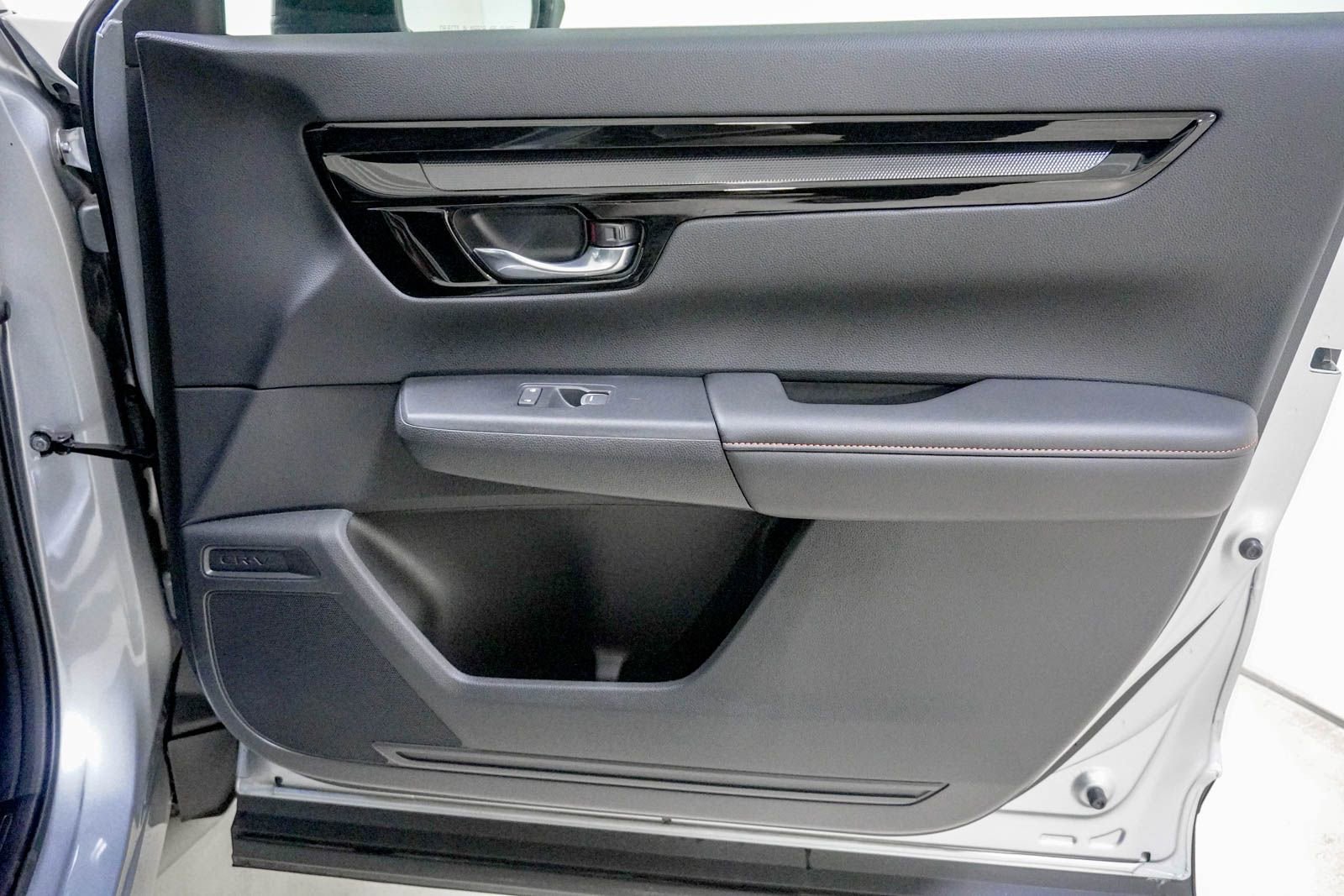 Certified 2026 Honda CR-V Sport Touring image 33