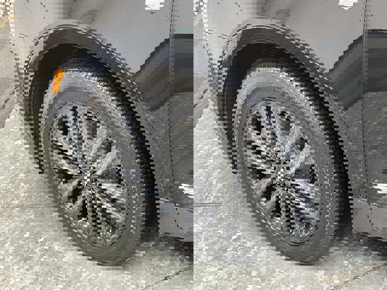 Used 2021 Cadillac XT5 Premium Luxury w/ LPO, Floor Liner Package image 35