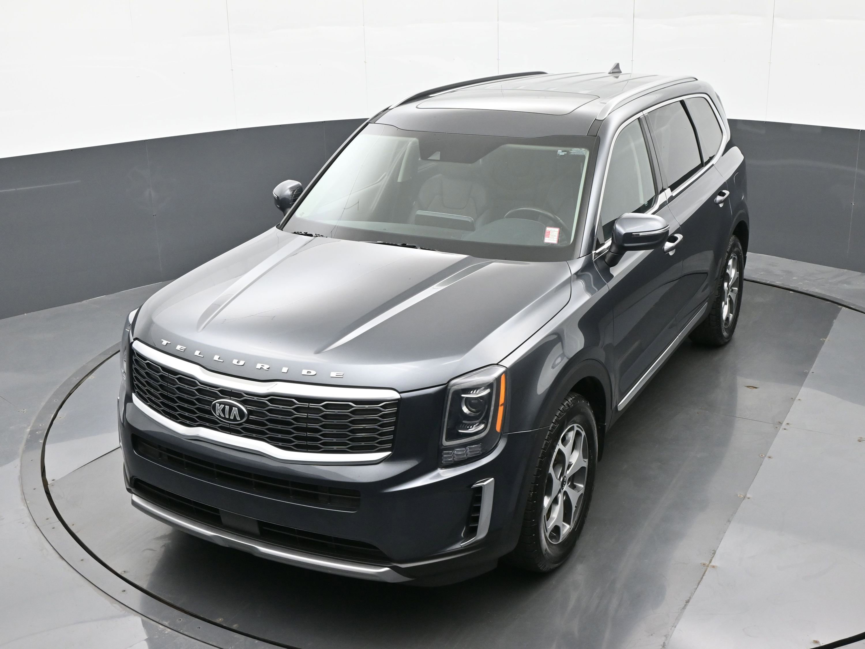 Used 2021 Kia Telluride EX image 34