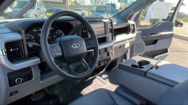 New 2026 Ford F250 XL w/ XL Chrome Package image 18