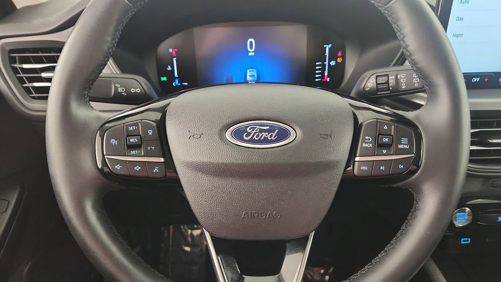 Used 2023 Ford Escape Active w/ Tech Pack #1 image 12