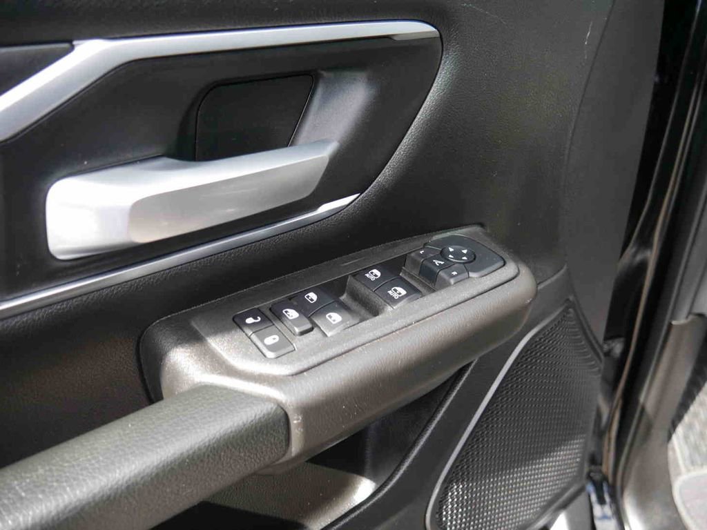 Used 2025 RAM 1500 Big Horn image 26