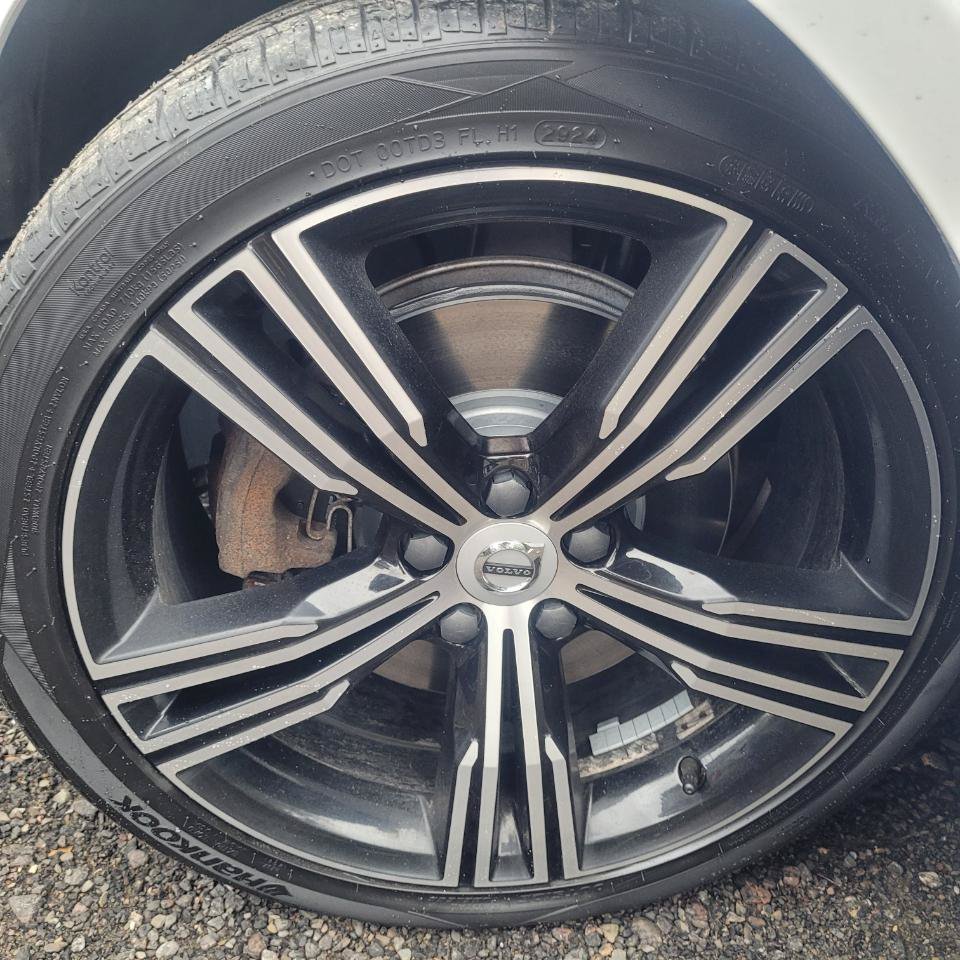 Used 2021 Volvo S60 T5 Inscription AWD/4WD image 41