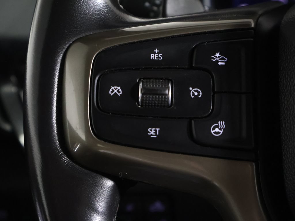 Used 2022 Chevrolet Silverado 1500 High Country w/ High Country Premium Package AWD/4WD image 39