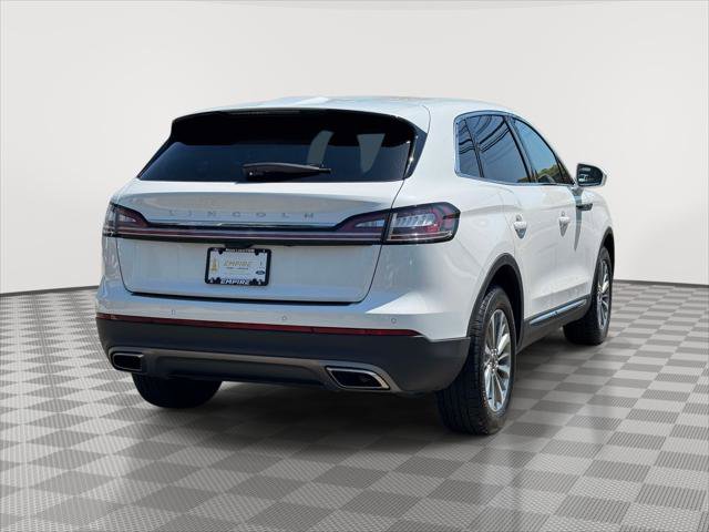 Used 2022 Lincoln Nautilus AWD w/ Premium Package image 4
