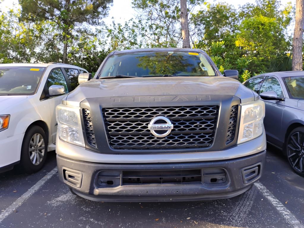 Used 2017 Nissan Titan S RWD image 3