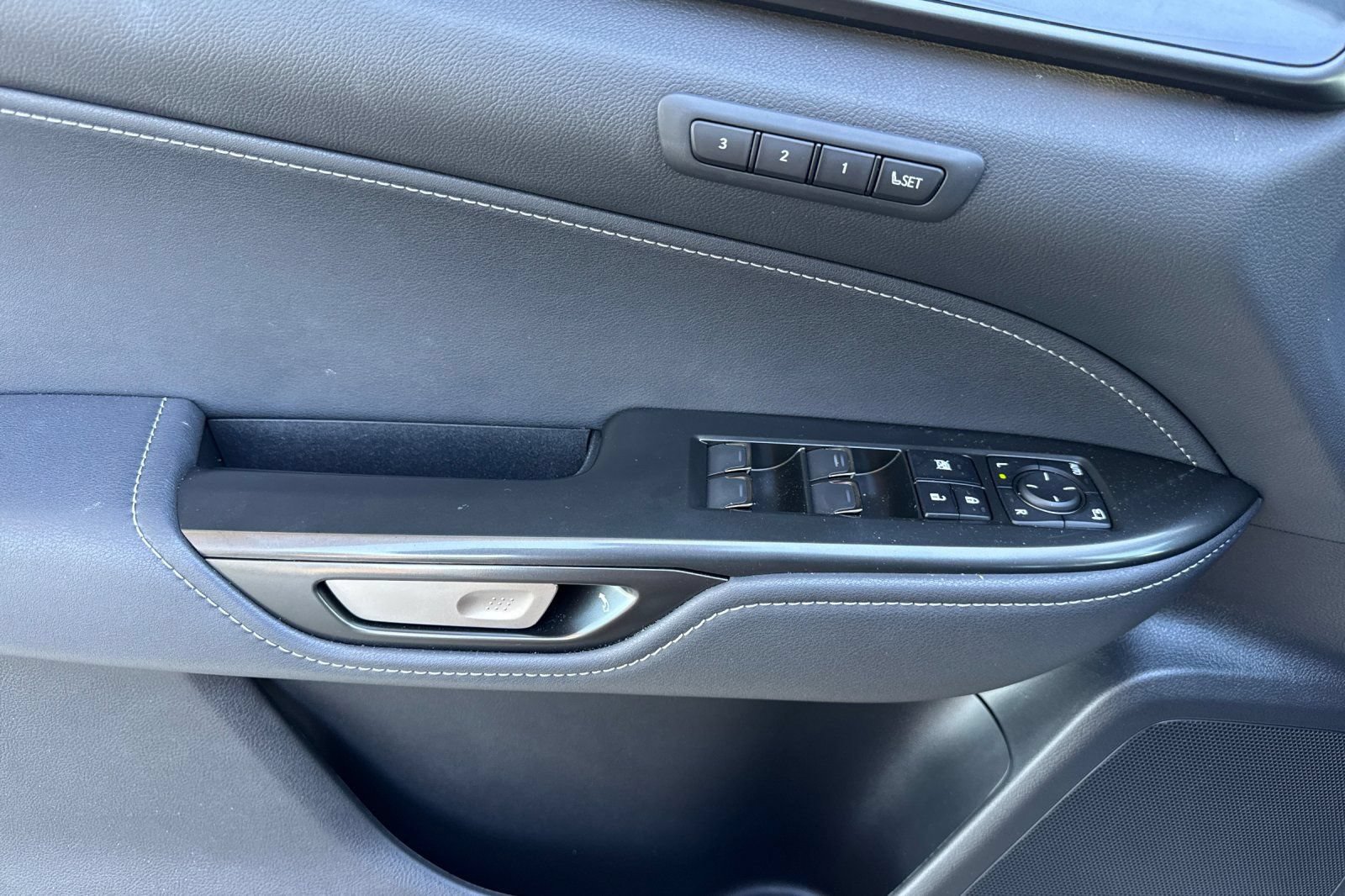 Certified 2025 Lexus NX 350h AWD w/ Cold Area Package image 12