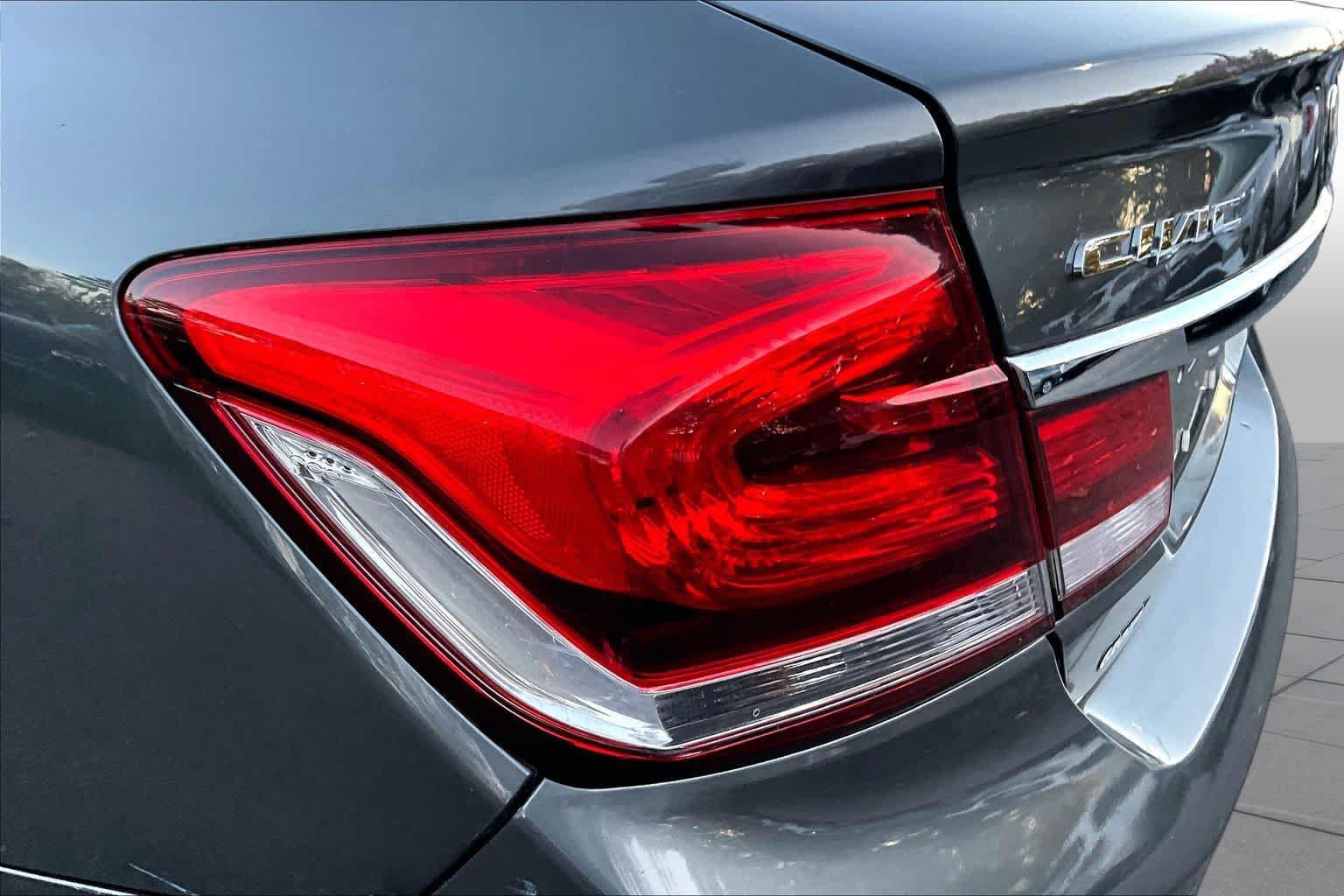 Used 2013 Honda Civic LX image 25
