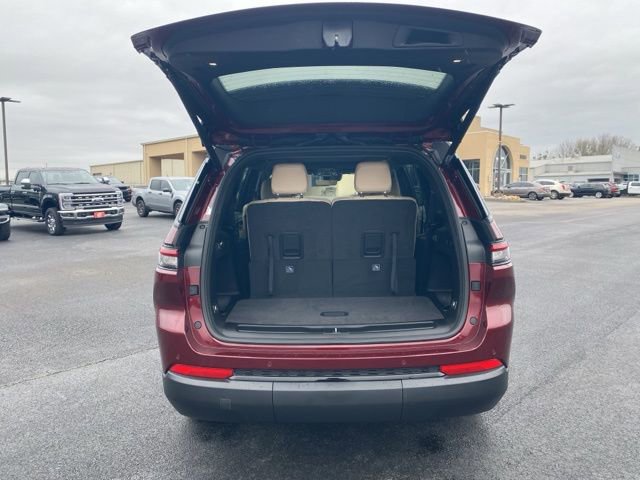 New 2025 Jeep Grand Cherokee L Limited image 46