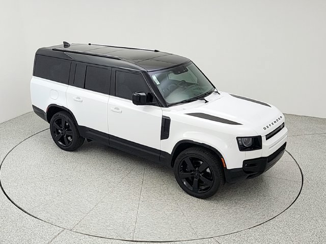New 2026 Land Rover Defender 130 X-Dynamic SE AWD/4WD image 15