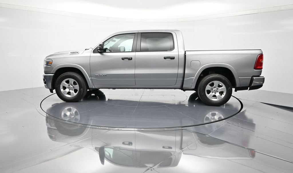 Used 2025 RAM 1500 Big Horn AWD/4WD image 8