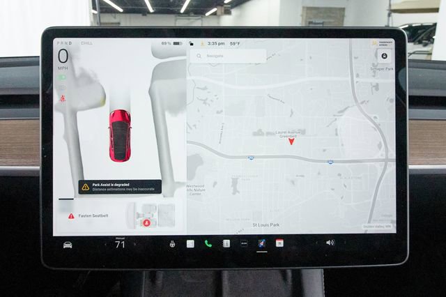 Used 2024 Tesla Model Y Long Range image 12