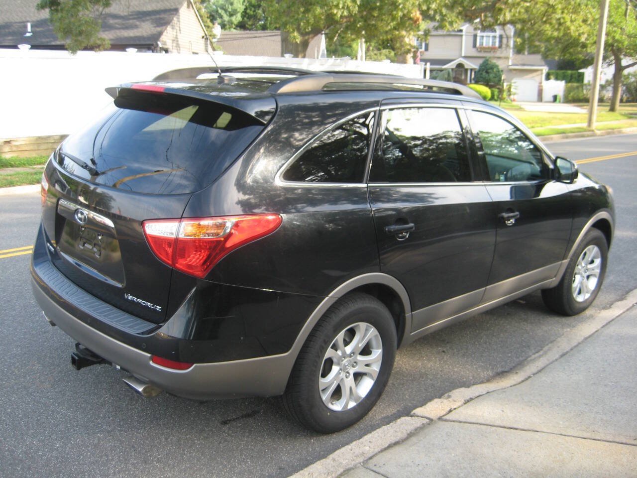 Used 2011 Hyundai Veracruz GLS w/ Premium Pkg 2 FWD image 5