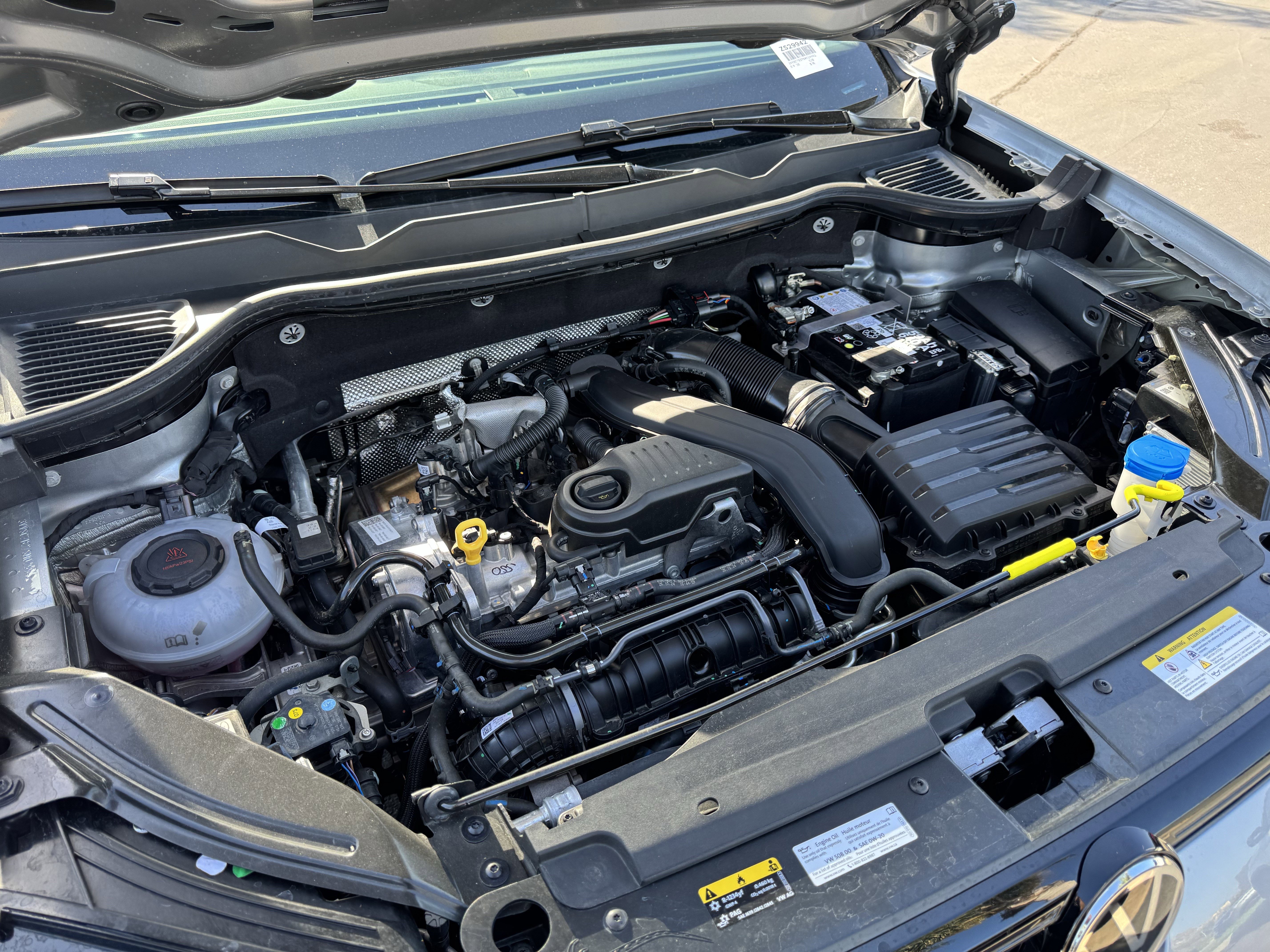 Used 2025 Volkswagen Taos SE image 38