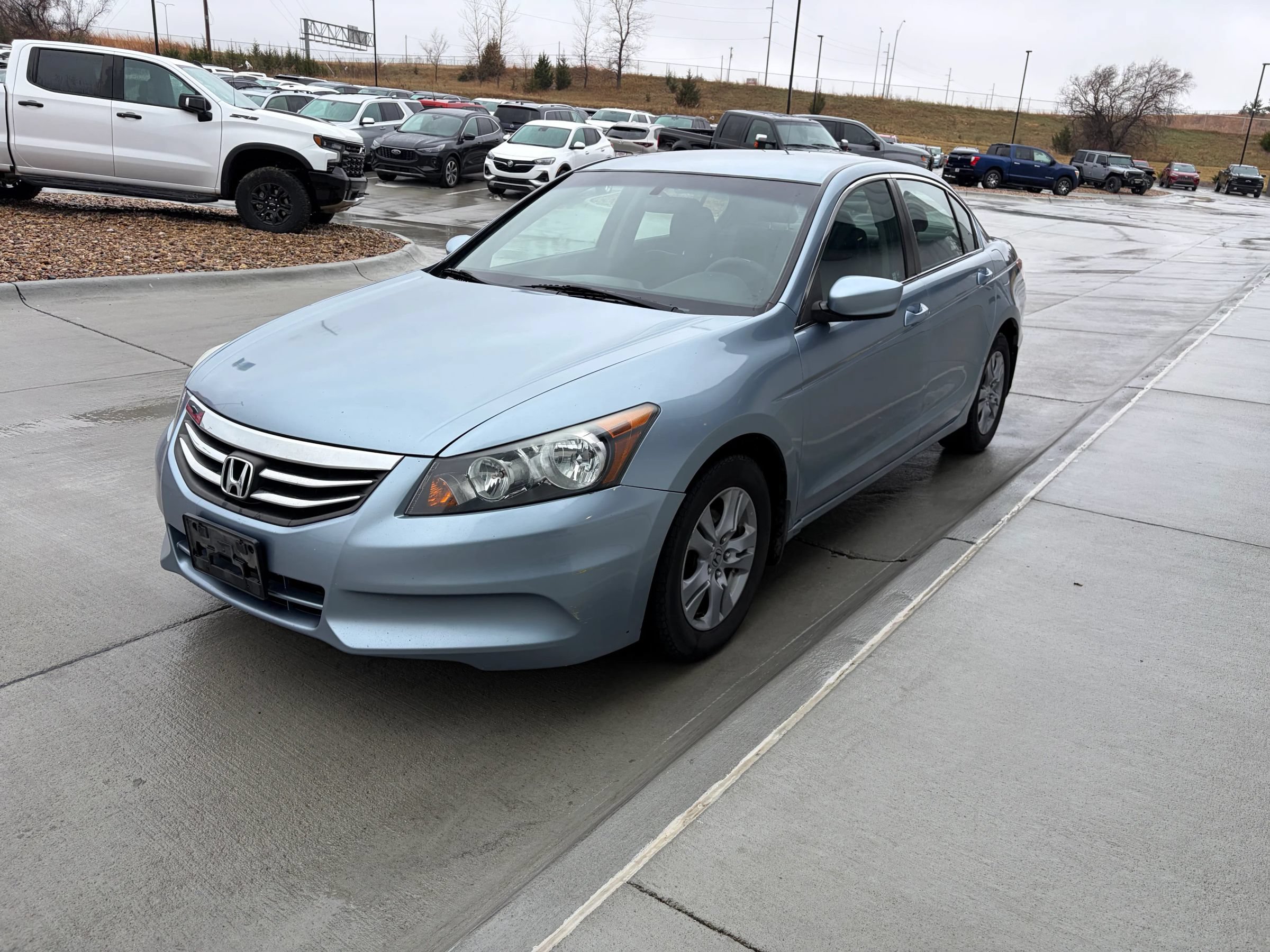 Used 2011 Honda Accord LX-P image 1