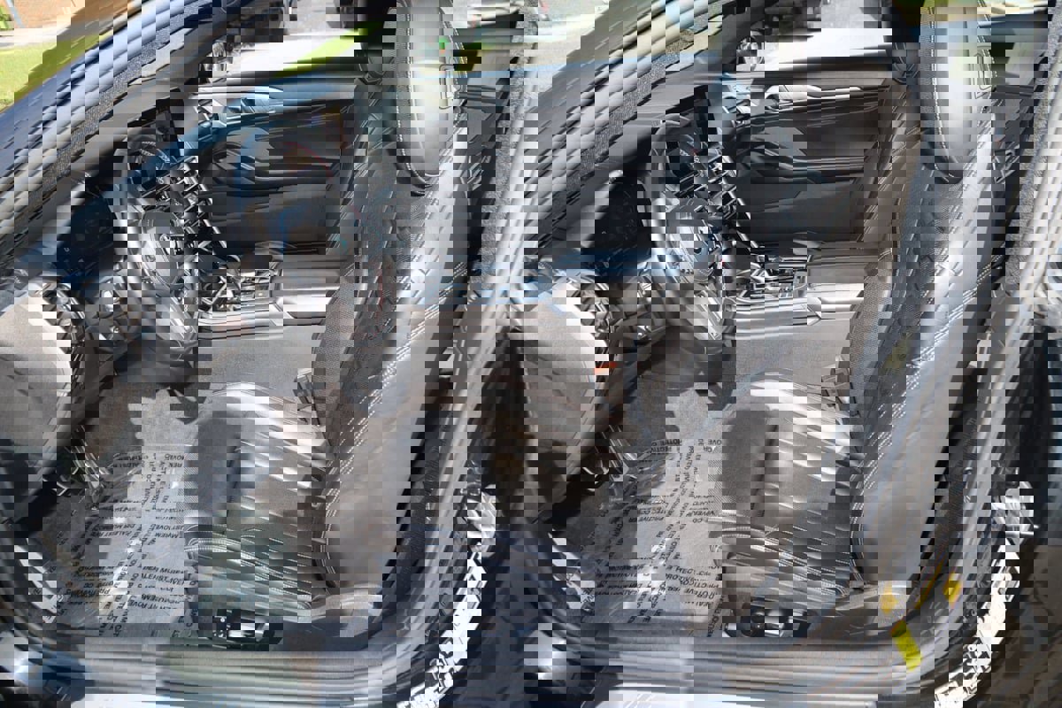 Used 2023 BMW M850i xDrive Coupe image 34