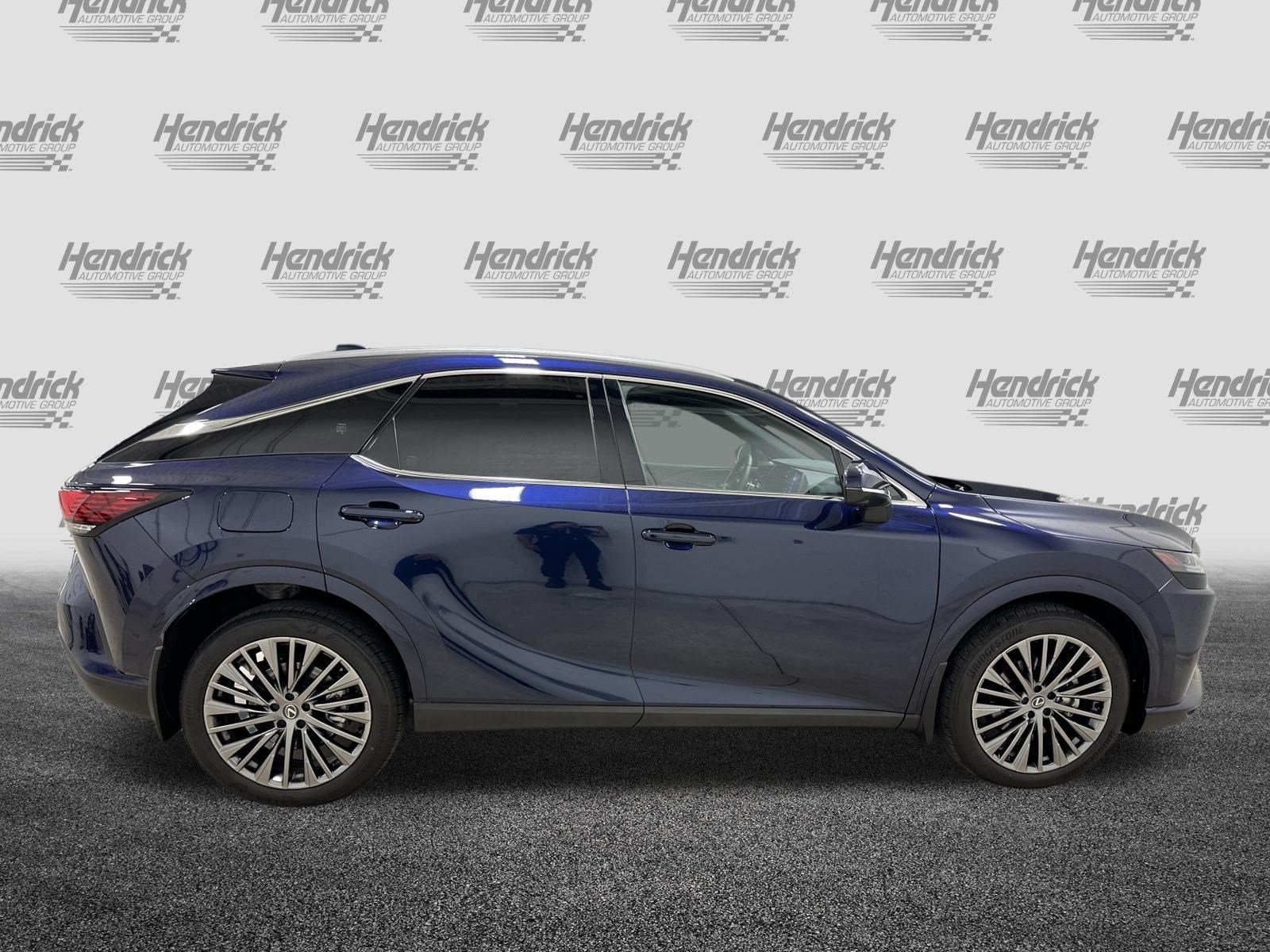 Certified 2025 Lexus RX 450h AWD w/ Convenience Package image 11